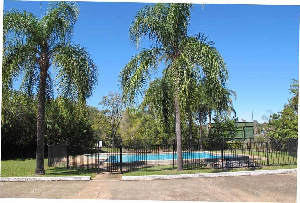 Y Motels Gympie Buitenkant foto